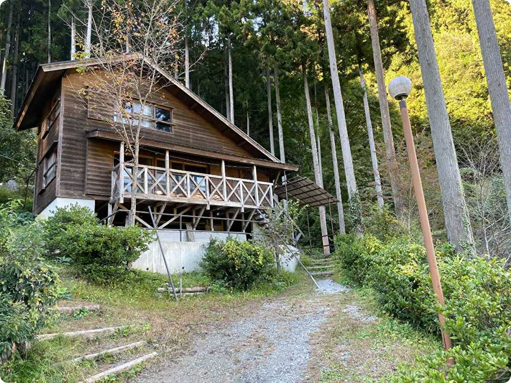 コテージ12号棟の正面