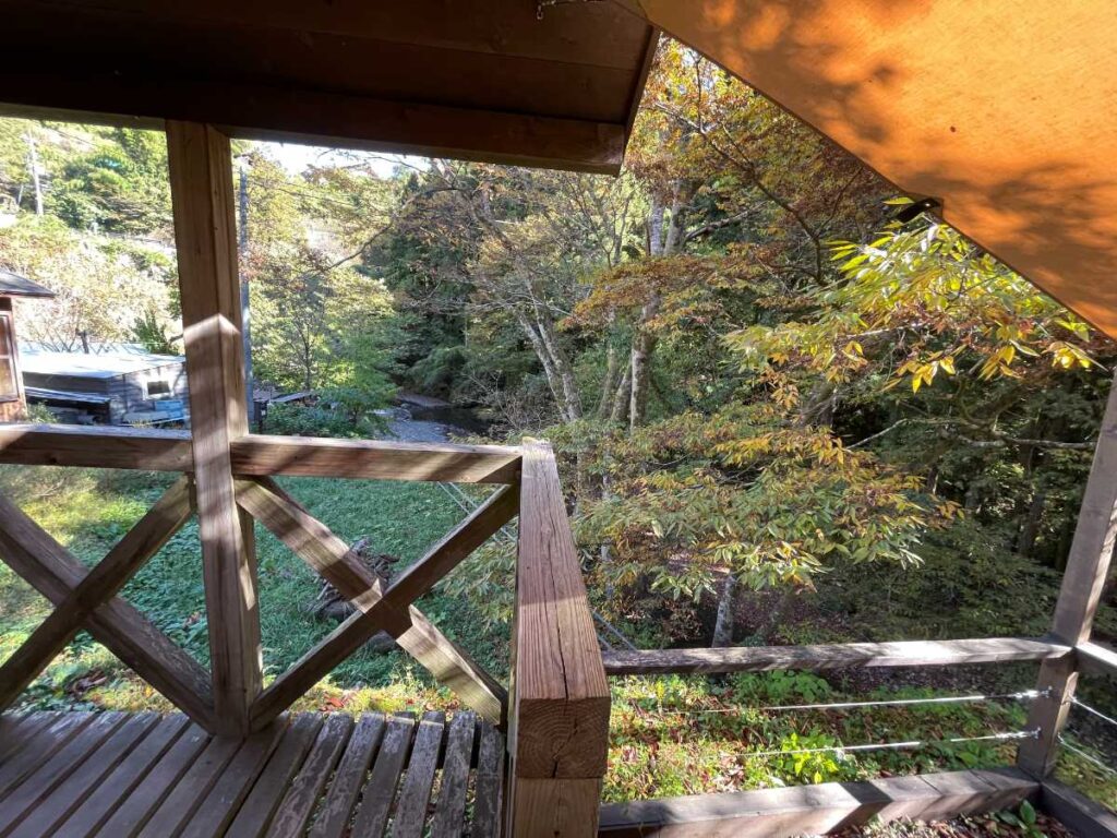 コテージNo.8デッキからの眺め